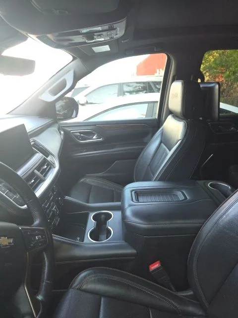 Used 2021 Black Chevrolet High Country image 12