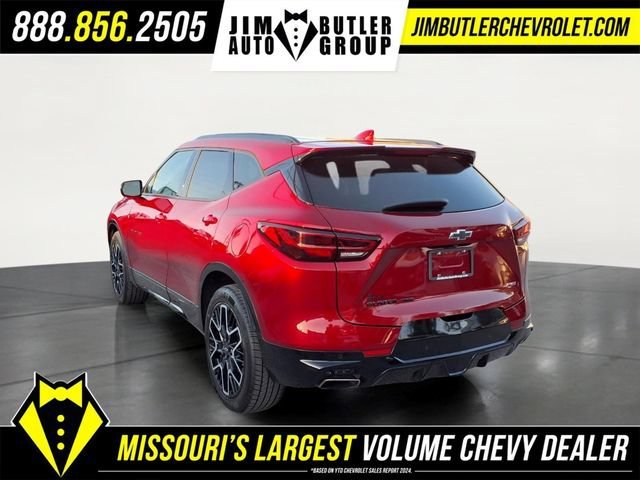Used 2023 RADIANT RED TINTCOAT Chevrolet RS image 2