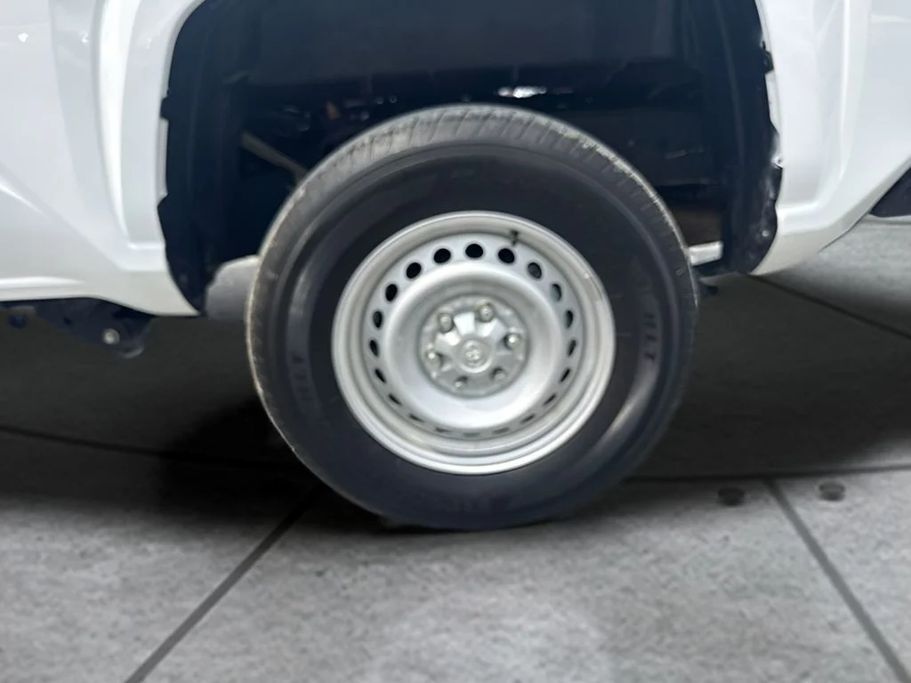 Used 2025 White Toyota SR image 19