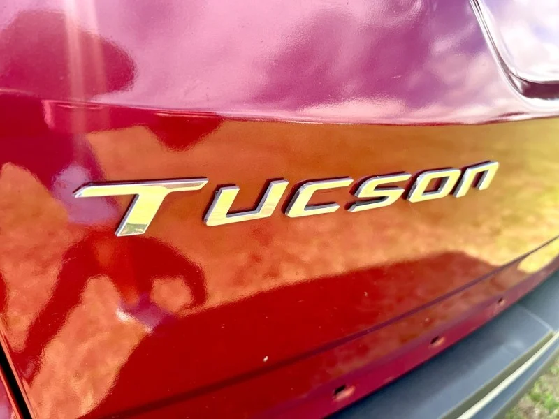 Used 2022 RED Hyundai SEL image 11