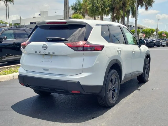 New 2026 Everest White Pearl TriCoat Nissan SV image 4