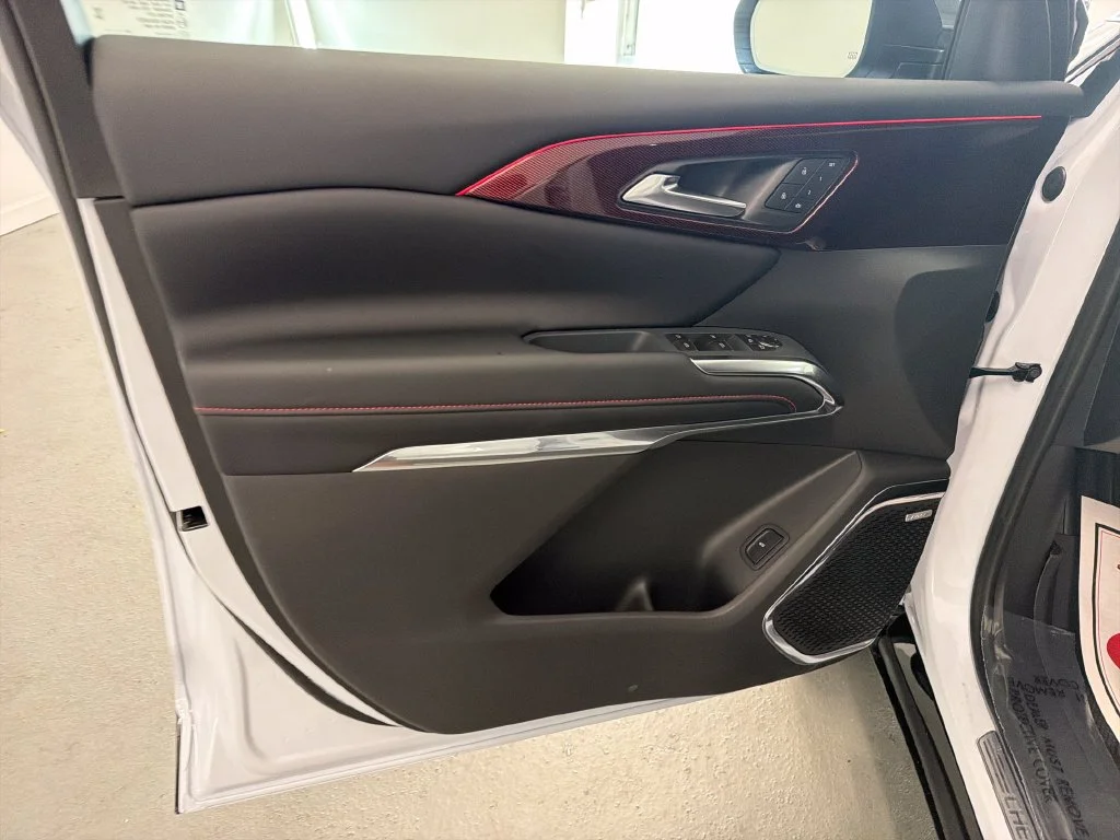 New 2027 Polar White Tricoat Chevrolet RS image 13
