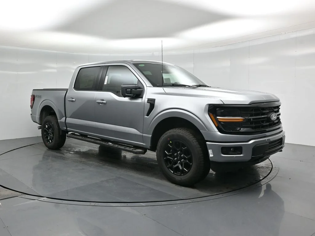 New 2026 Iconic Silver Metallic Ford XLT image 22