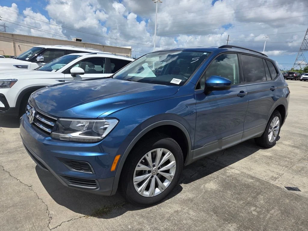 Certified Used 2020 Blue Volkswagen 2.0T S image 8
