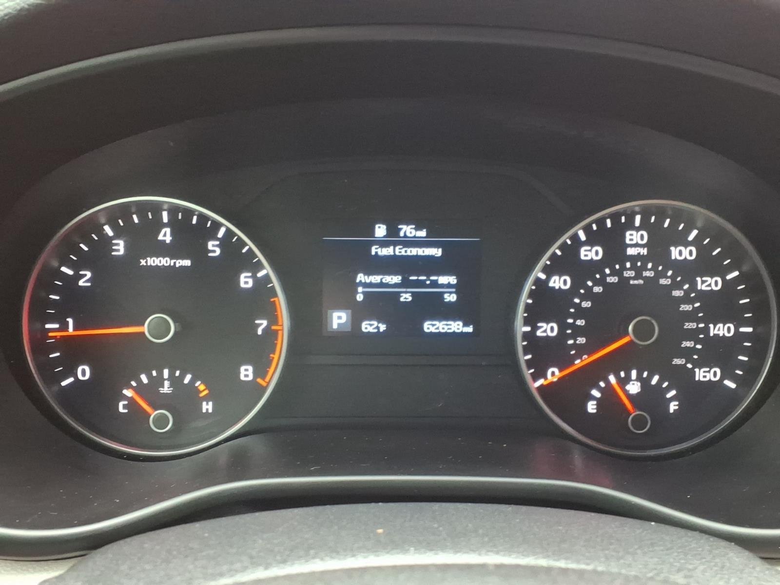 Used 2021 Snow White Pearl Kia LX image 25