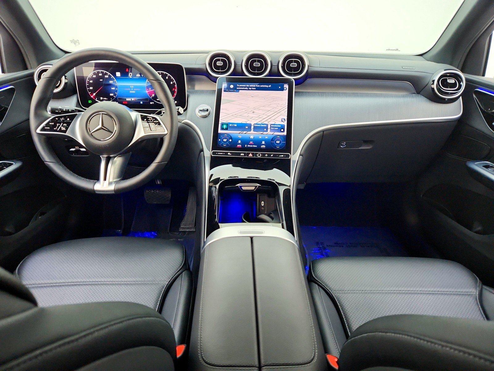 Certified Used 2023 Black Mercedes-Benz GLC 300 image 23