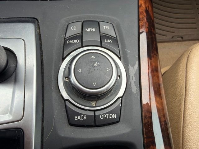 Used 2011 White BMW xDrive35i image 37