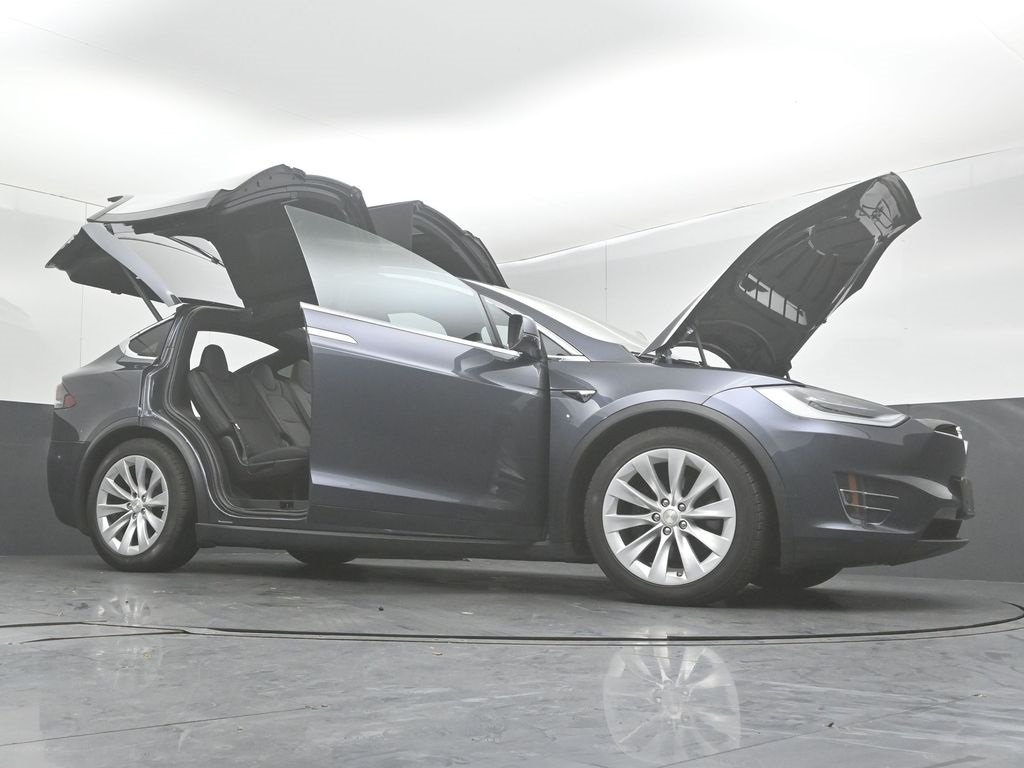 2018 TESLA MODEL X - Image 49