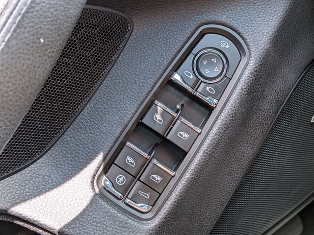 2015 Porsche Panamera Base - Photo 22