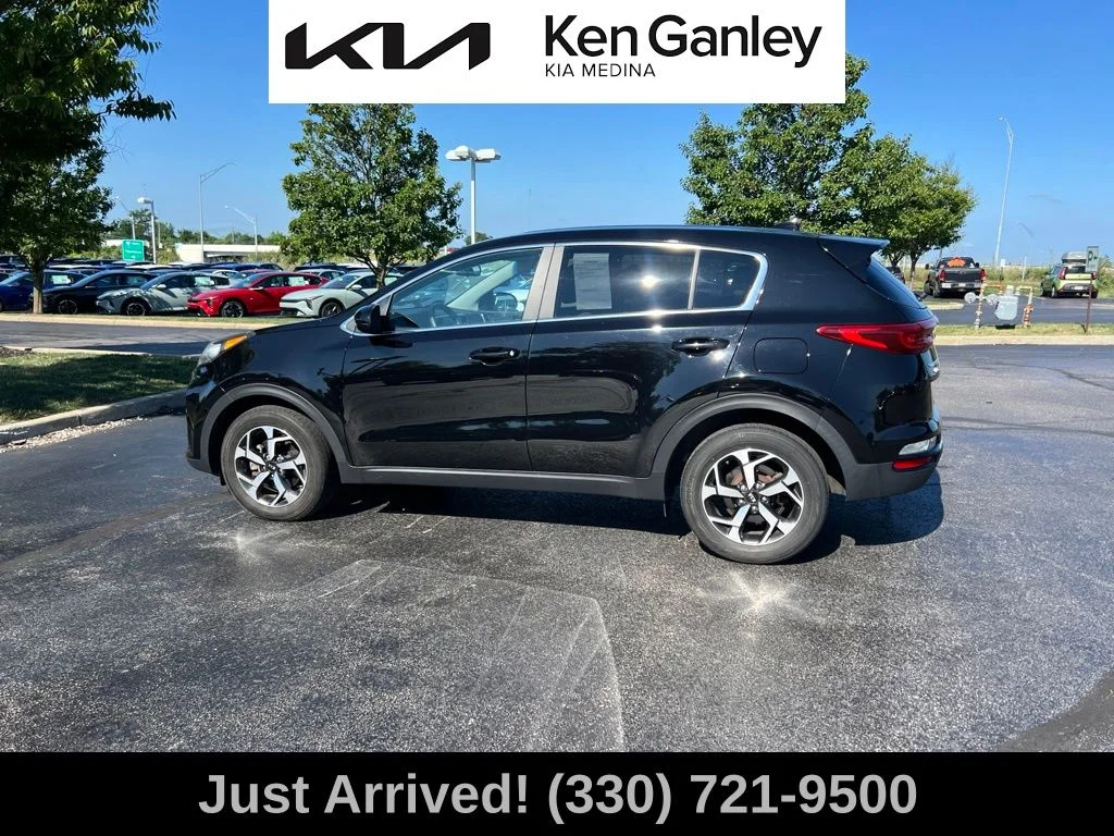 Used 2021 Red Kia LX image 8