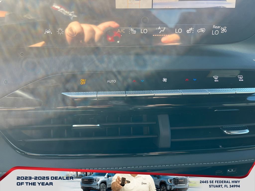 2025 Buick Enclave Sport Touring - Photo 22