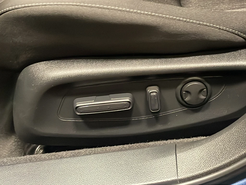 Used 2024 Blue Honda EX image 18