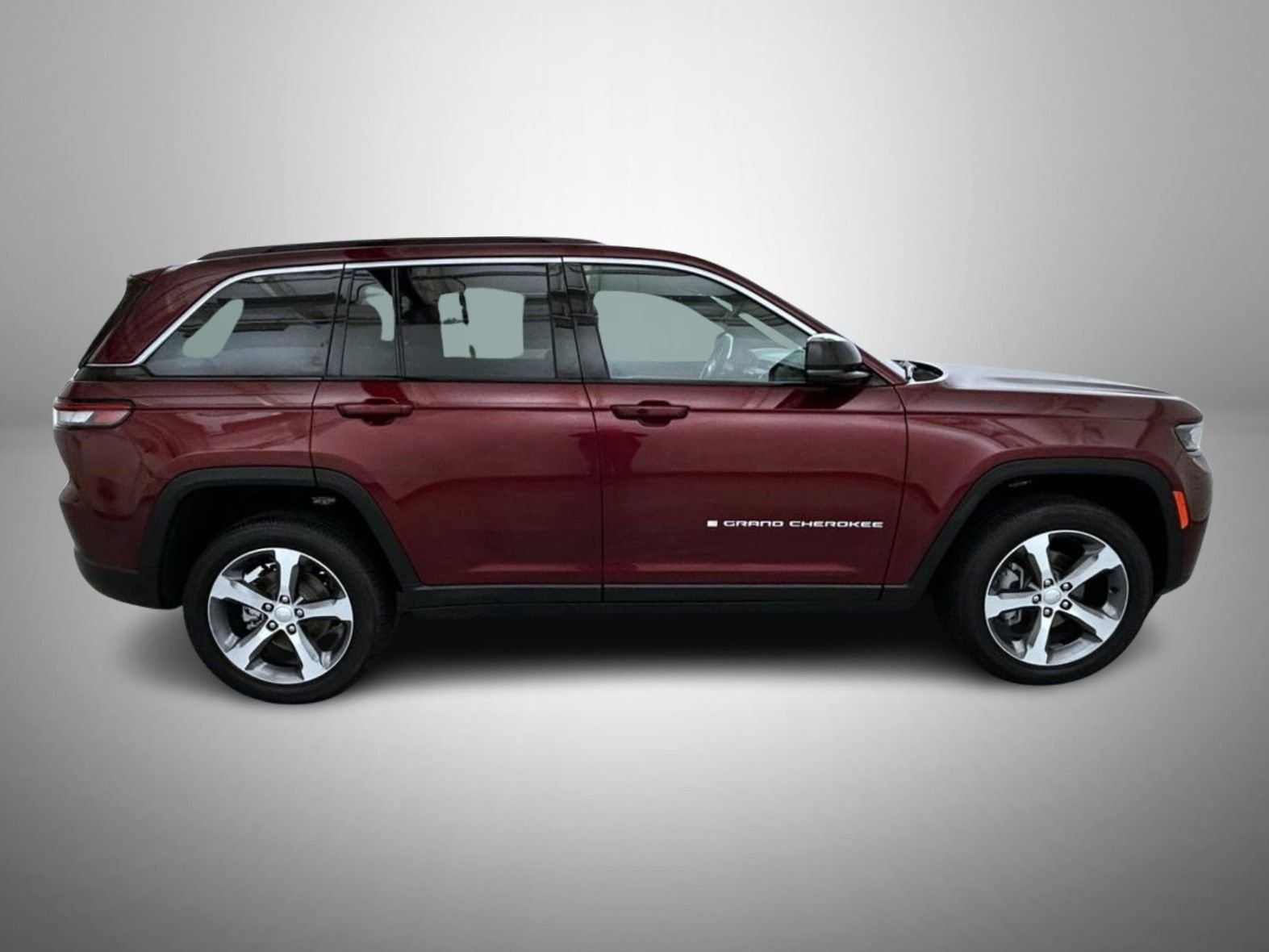Used 2026 Velvet Jeep Limited image 4