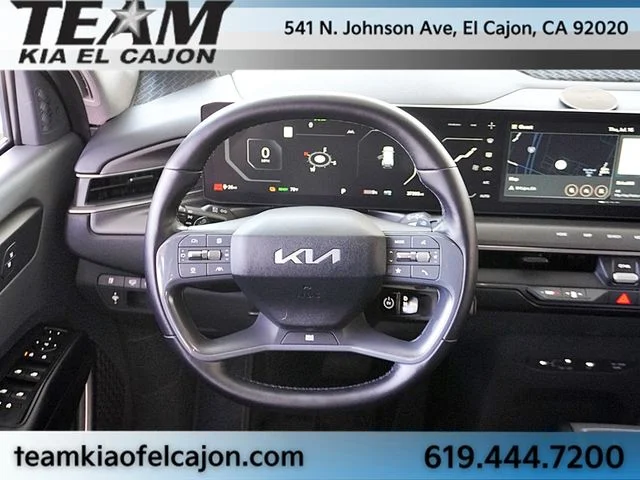 Used 2024 Black Kia Light Long Range image 20