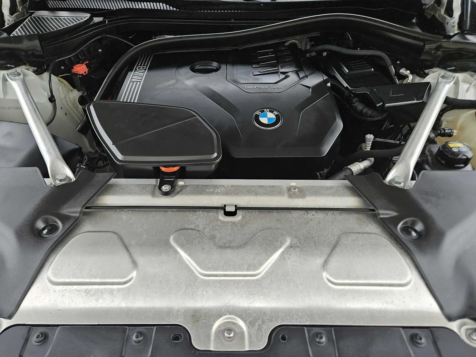 Used 2020 Alpine White BMW sDrive30i image 23
