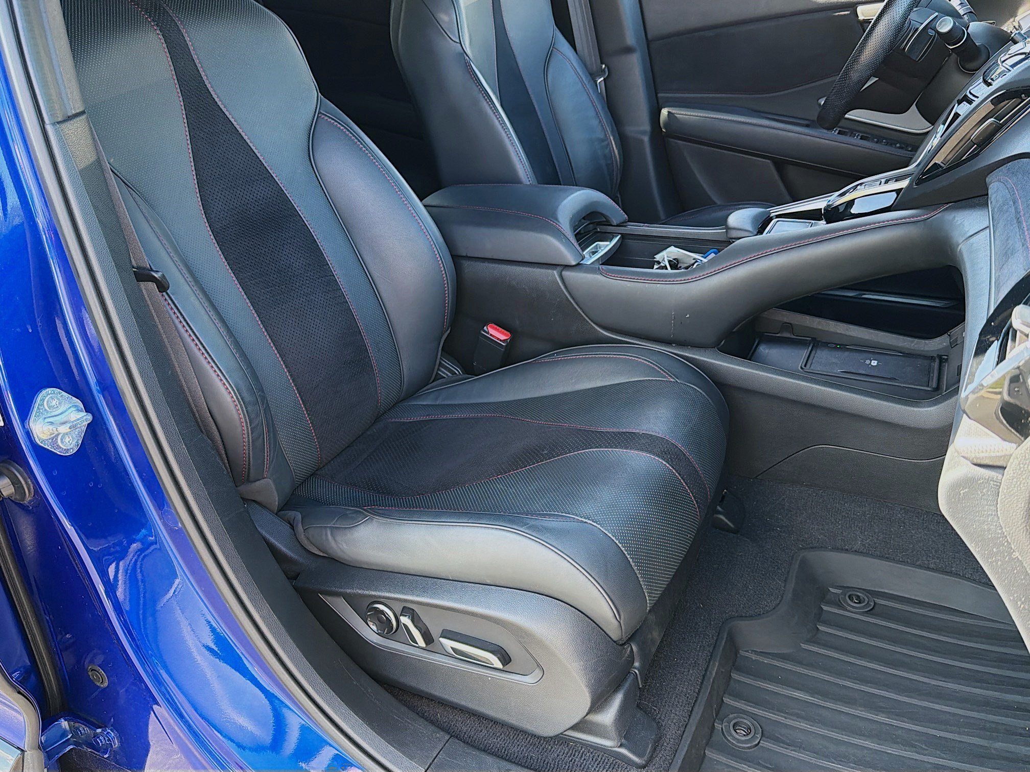 Used 2022 Apex Blue Pearl Acura w/A-Spec Package image 23