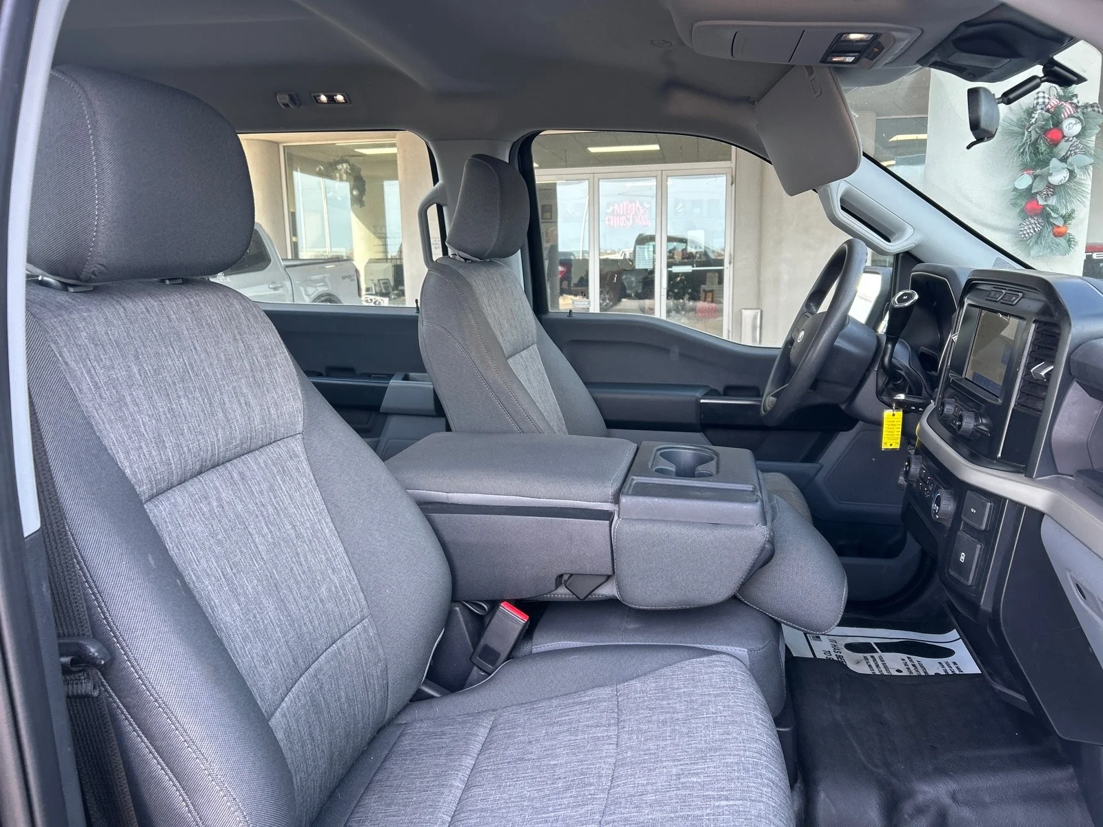 Used 2022 Black Ford XL image 10