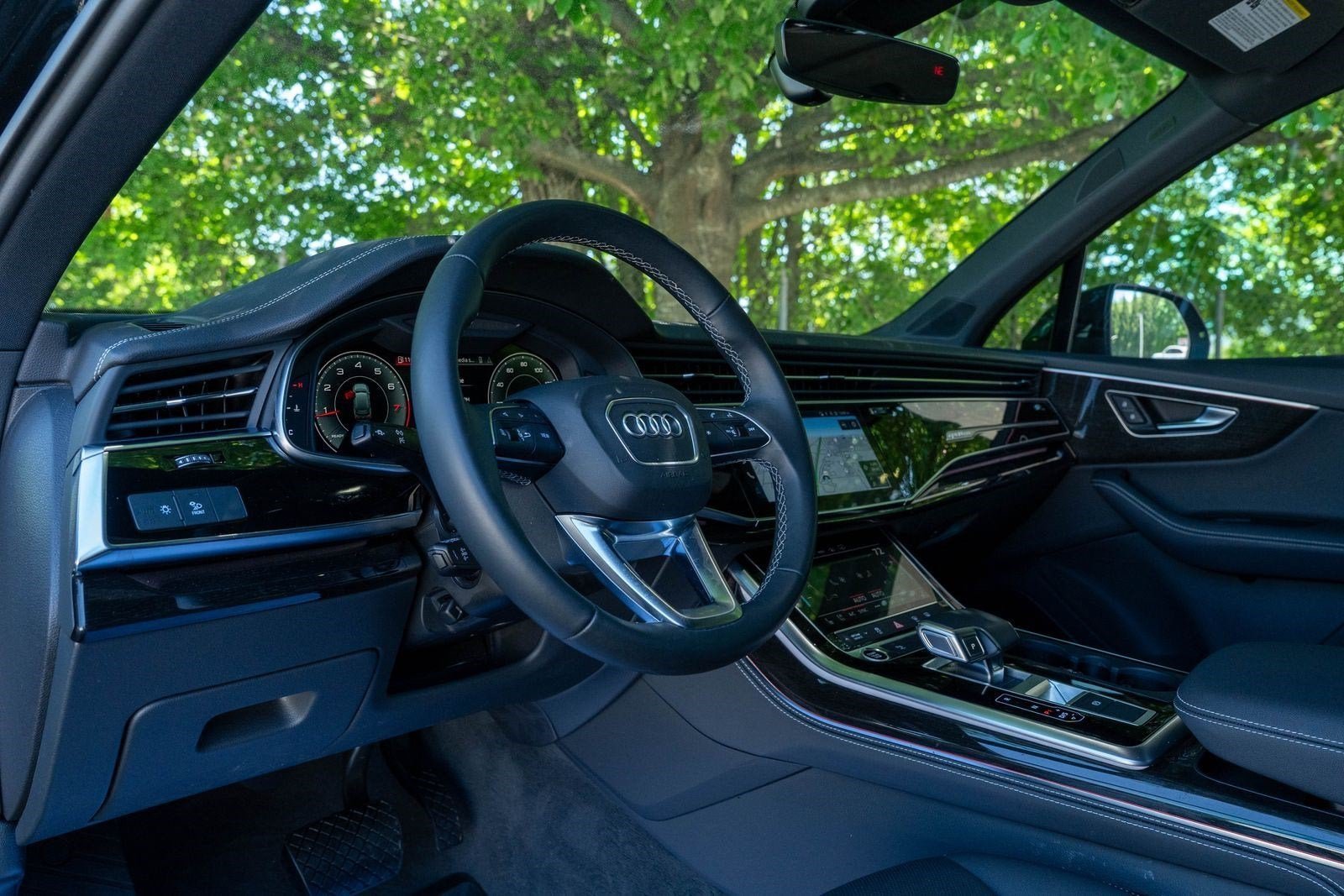 Used 2025 Mythos Black Metallic Audi Premium Plus image 19