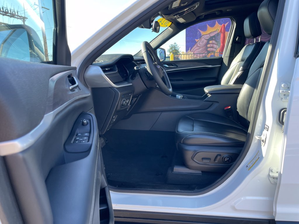 Certified Used 2024 White Jeep 4xe image 14