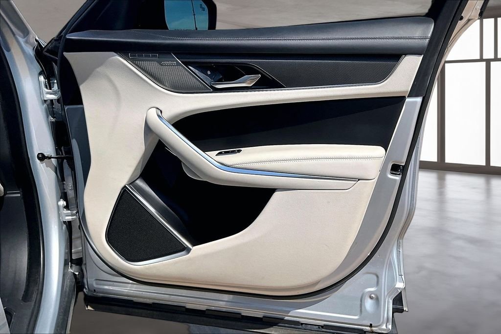 Used 2022 Silver Jaguar SVR image 18