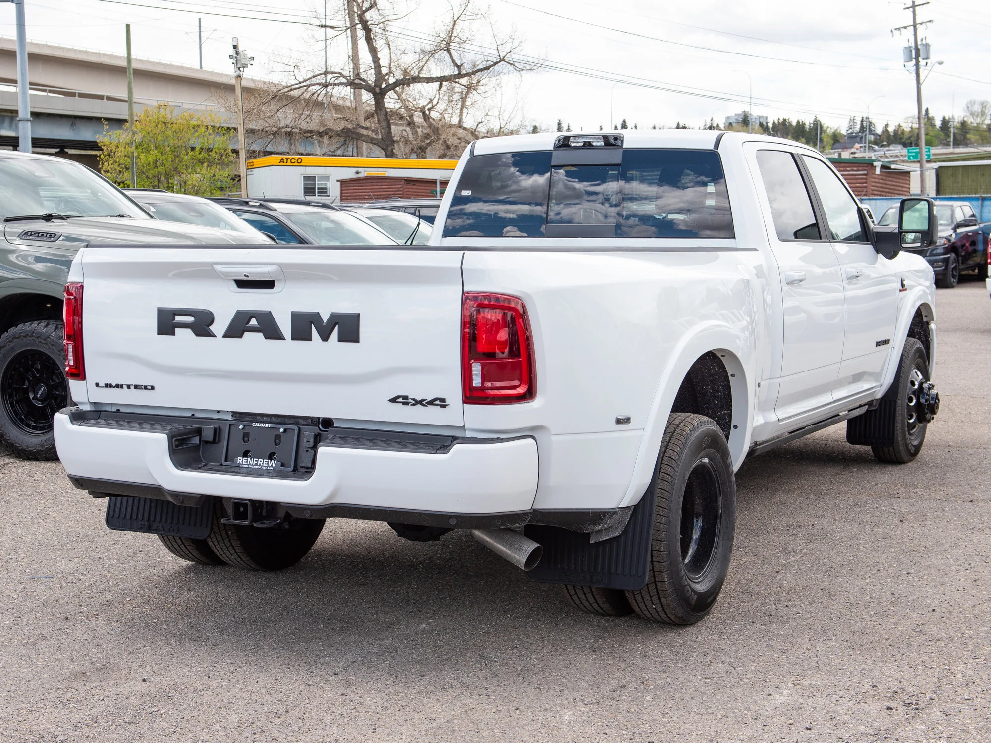 New 2026 White RAM Limited* image 5