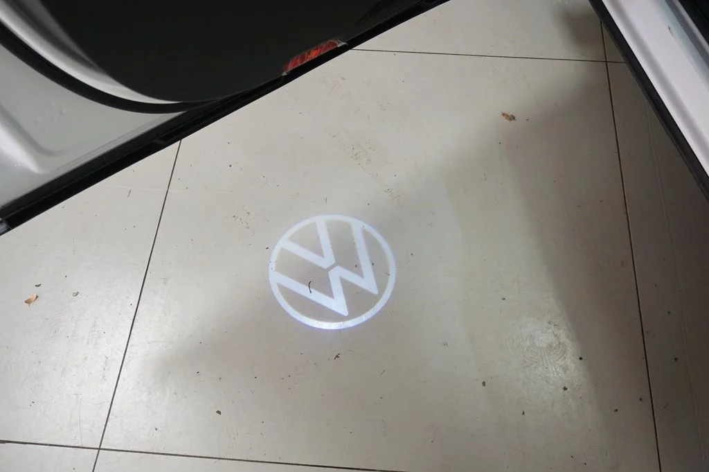 New 2026 Opal White Volkswagen 2.0T Peak Edition image 27
