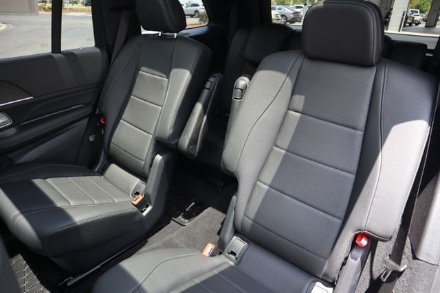 Certified Used 2025 Obsidian Black Metallic Mercedes-Benz GLS 450 image 21