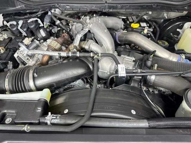 Used 2022 Silver Ford Lariat image 9