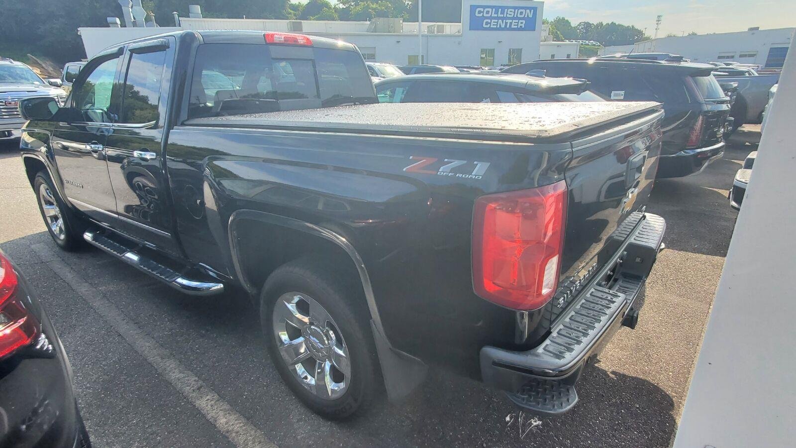 Used 2018 BLACK Chevrolet LTZ image 8