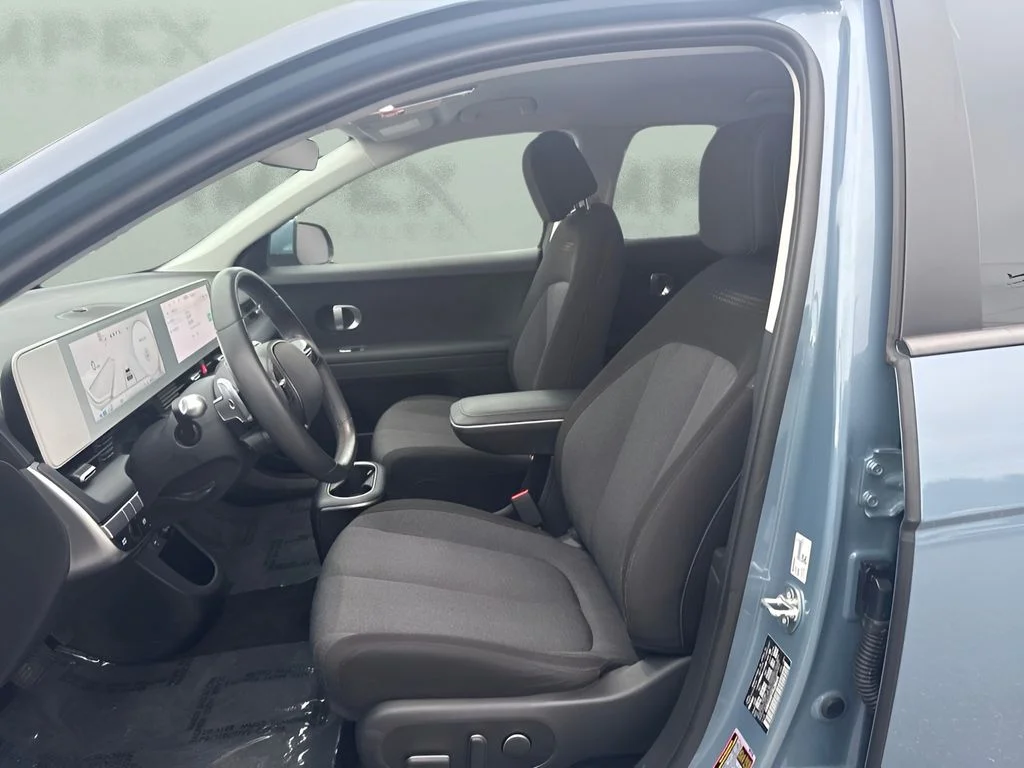 Used 2024 Blue Hyundai SEL image 6