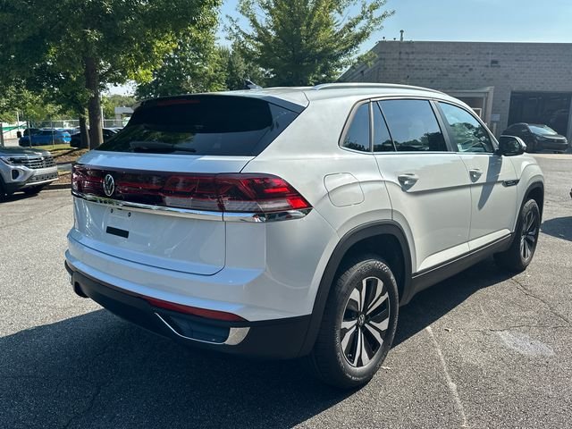New 2026 White Volkswagen SE image 5