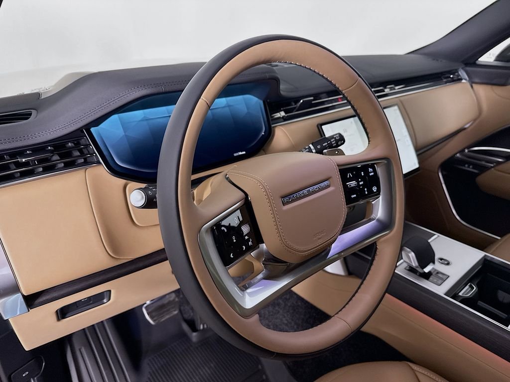 New 2026 Batumi Gold Land Rover SE image 4