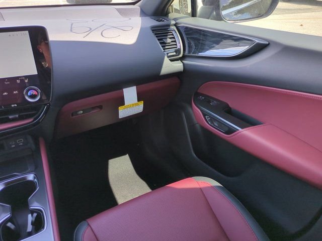 2026 Lexus NX 450h+ Premium - Photo 17