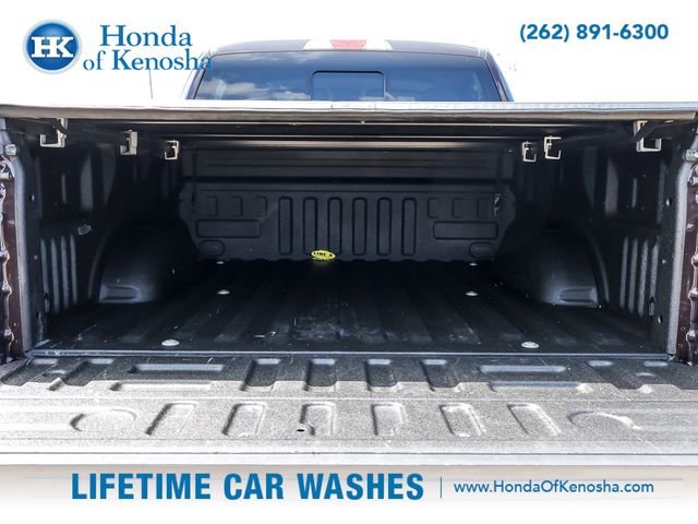 Used 2018 Magma Red Ford XLT image 21