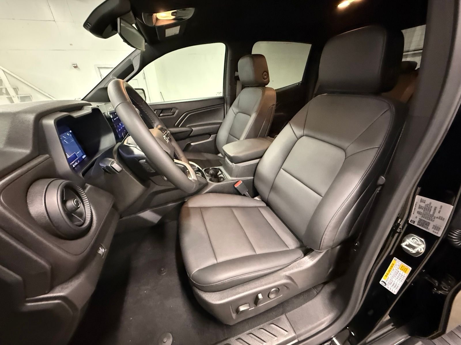 Used 2025 Black Chevrolet Trail Boss image 19