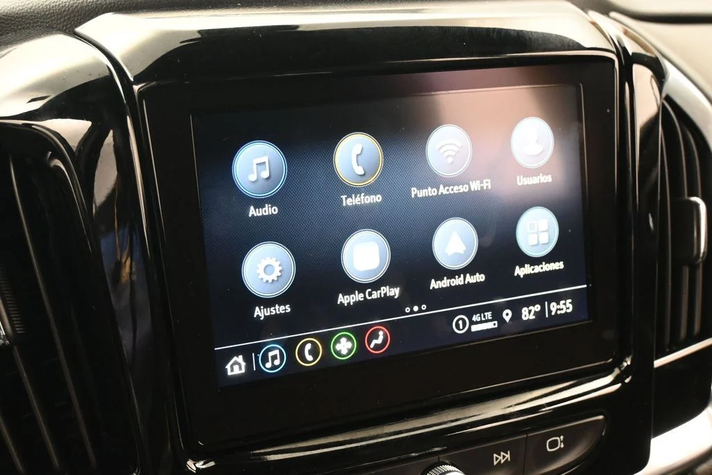 Used 2023 Sterling Gray Metallic Chevrolet LT image 18