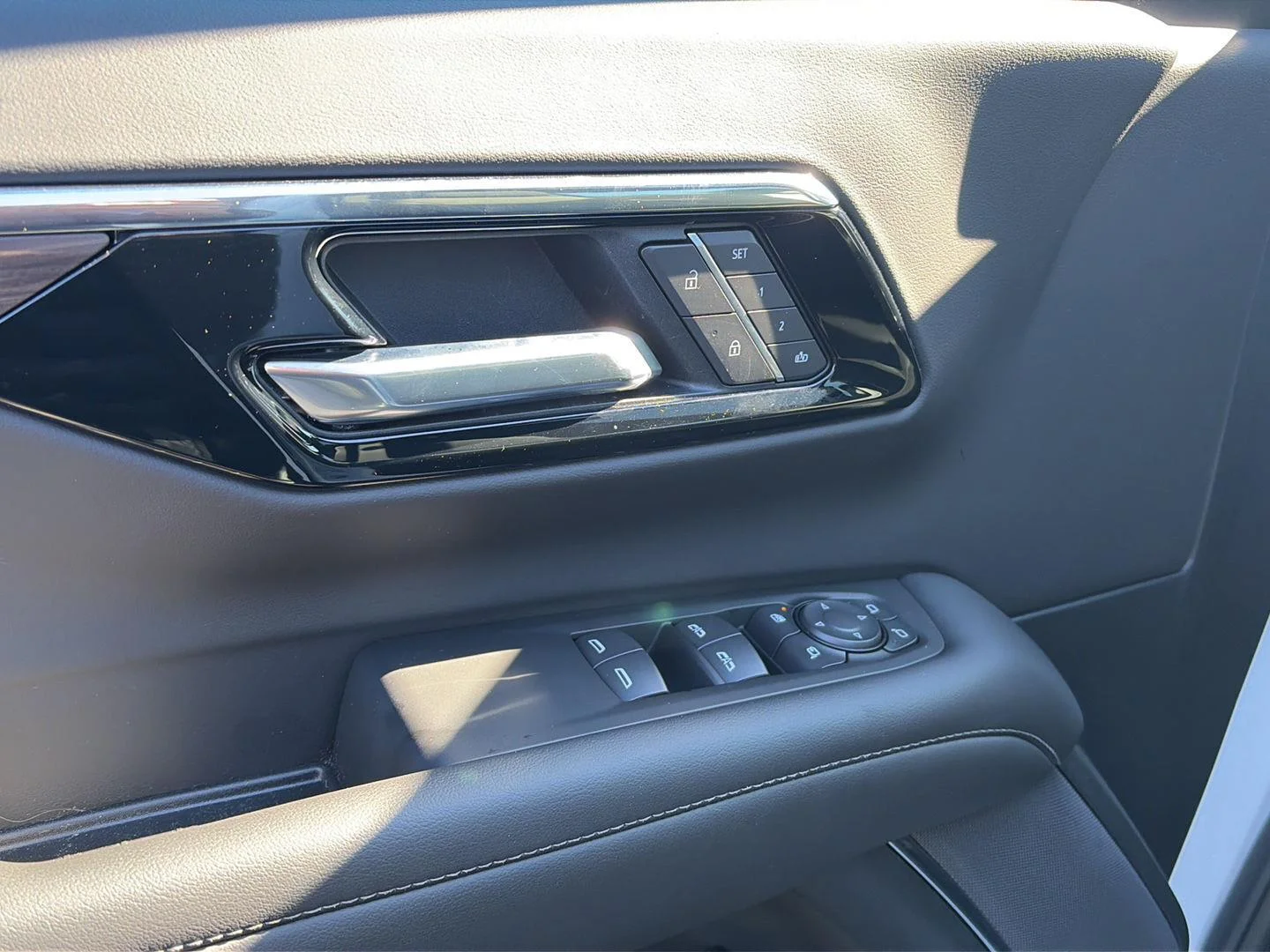 Used 2026 Summit White Chevrolet LT image 12