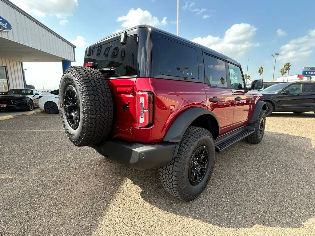 New 2026 Ruby Red Metallic Tinted Clearcoat Ford Outer Banks® image 7