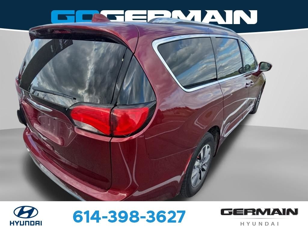 Used 2020 Red Chrysler Touring L Plus image 10
