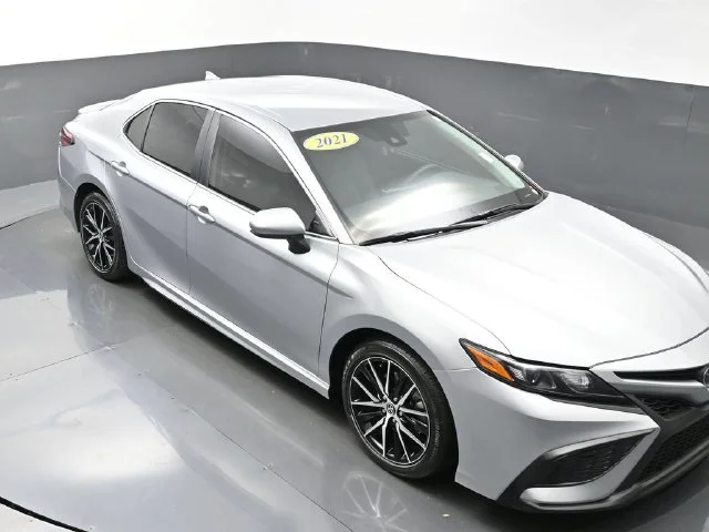 Used 2021 Silver Toyota SE image 38