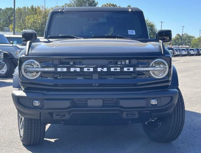 New 2026 Black Ford Outer Banks image 7