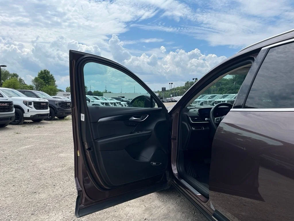 Used 2024 Amethyst Metallic Buick Preferred image 14
