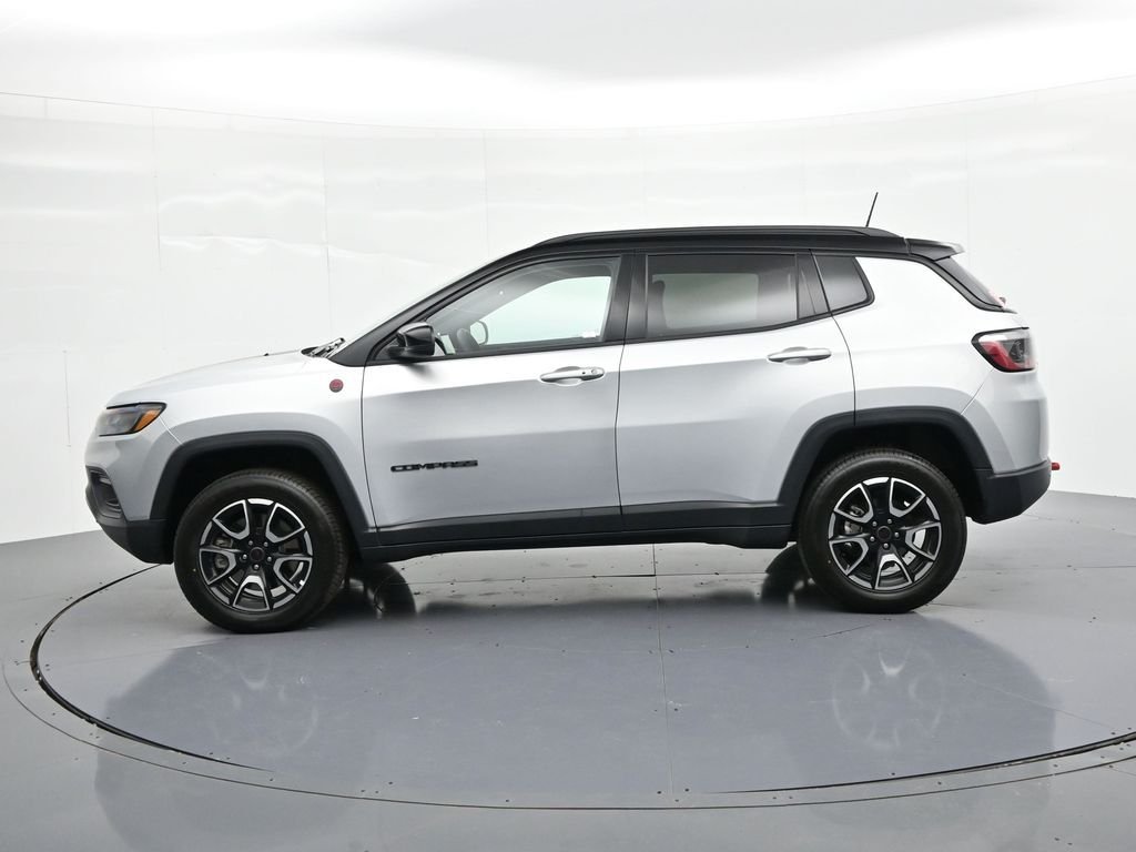 2025 Jeep Compass Trailhawk - Photo 8