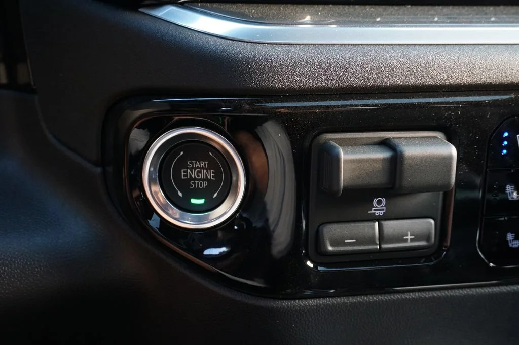 New 2026 Black Chevrolet High Country image 18
