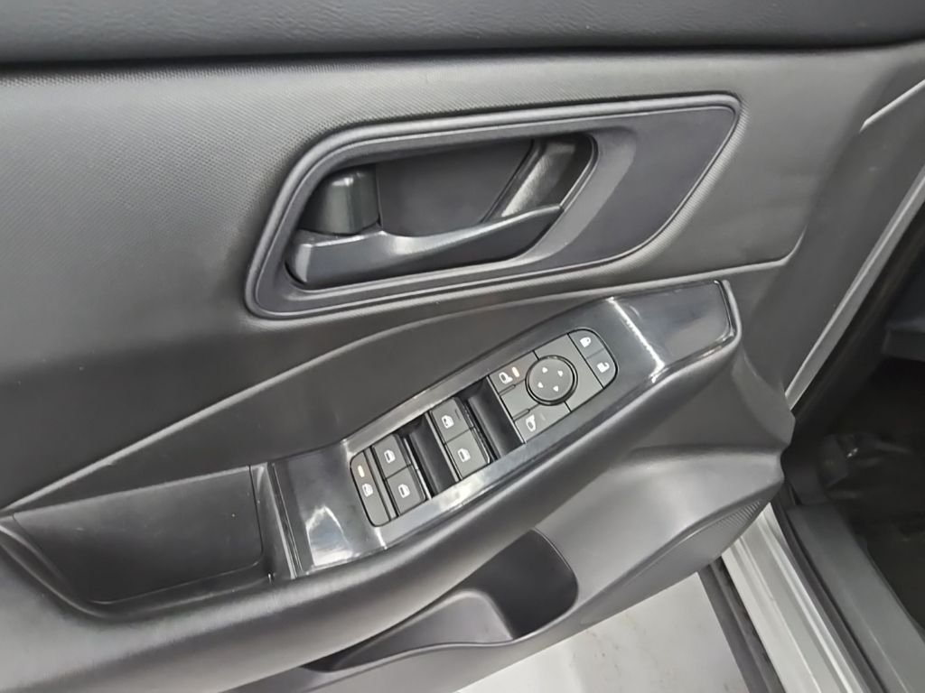 Used 2024 Silver Nissan S image 10