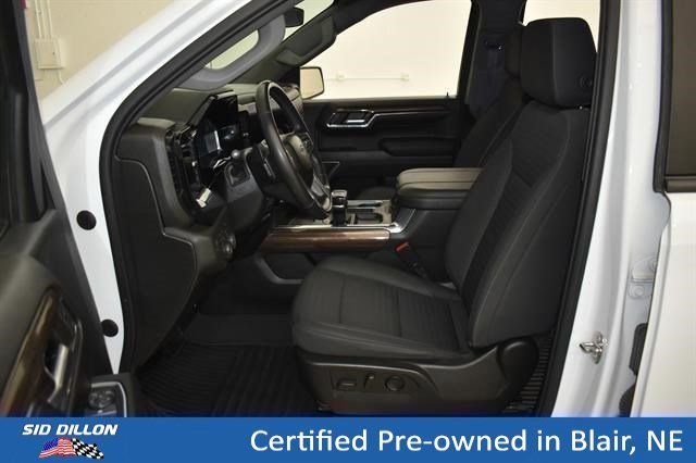 Used 2023 Summit White Chevrolet RST image 6