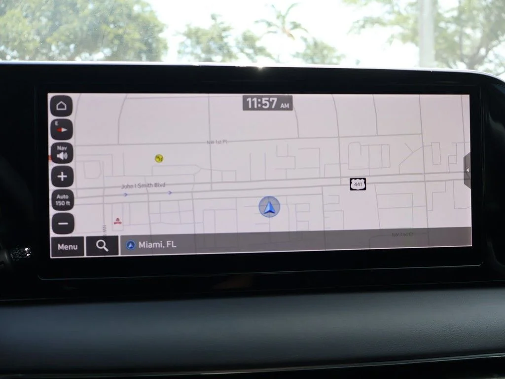 Used 2024 White Hyundai SEL image 51