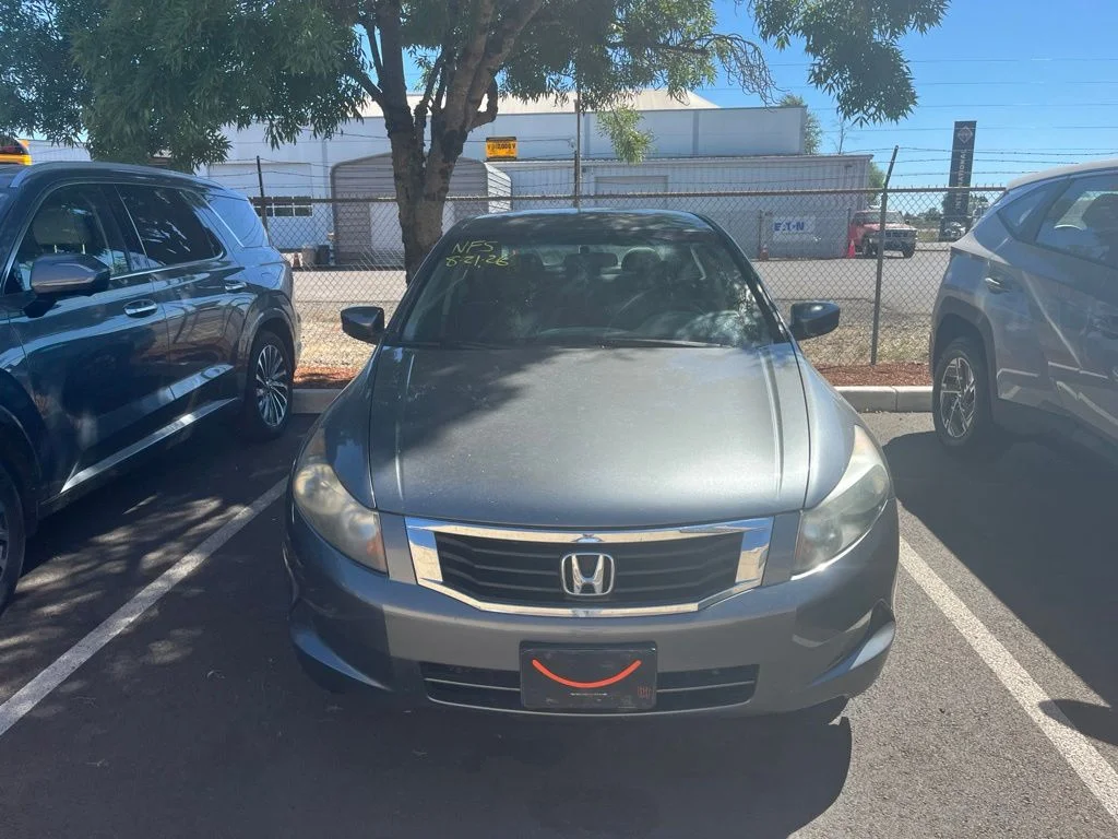 Used 2010 Gray Honda LX image 1