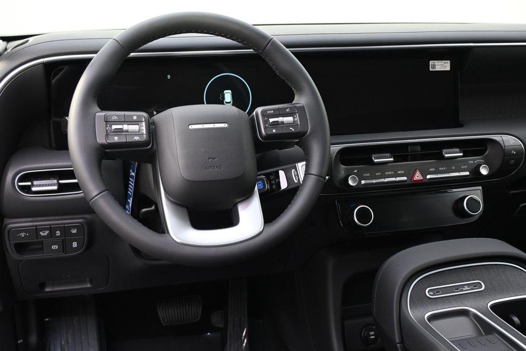 New 2026 White Pearl Hyundai SEL Premium AWD image 12