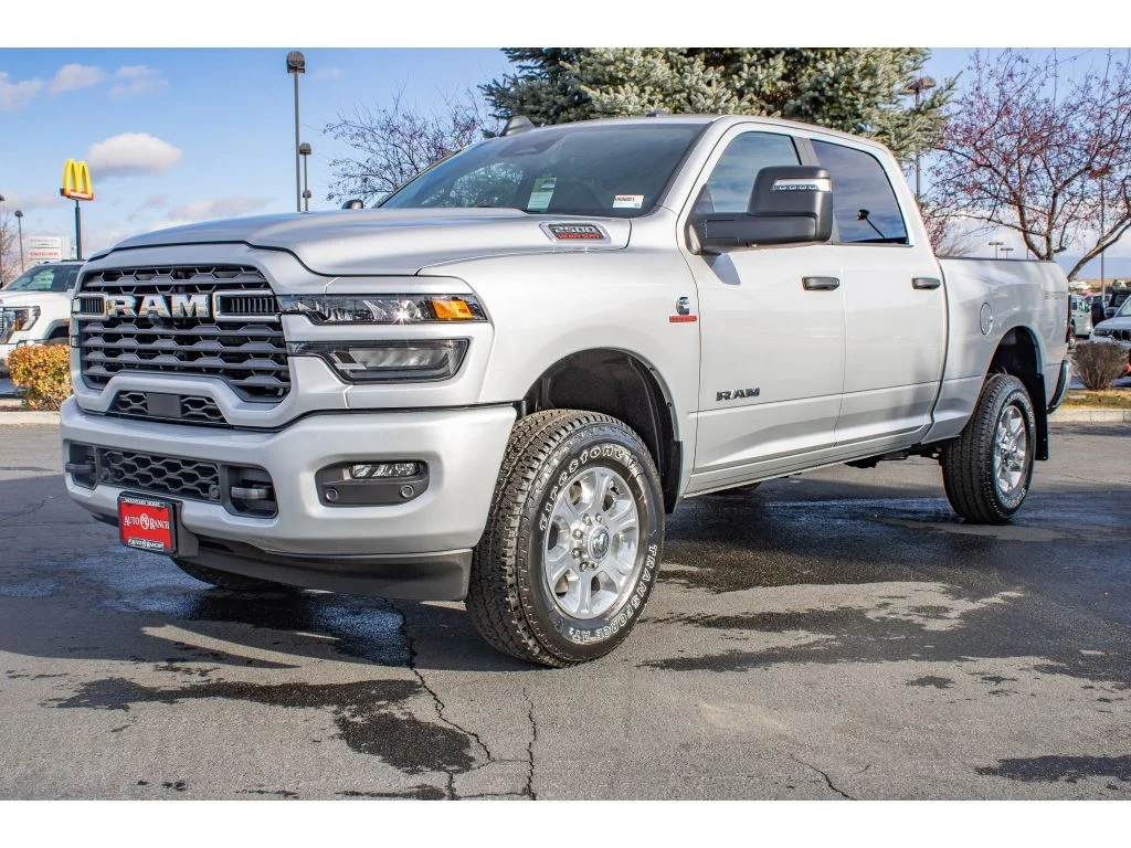 2026 RAM 2500 Big Horn - Photo 4